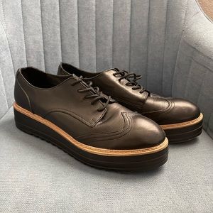 STEVE MADDEN platform wingtips